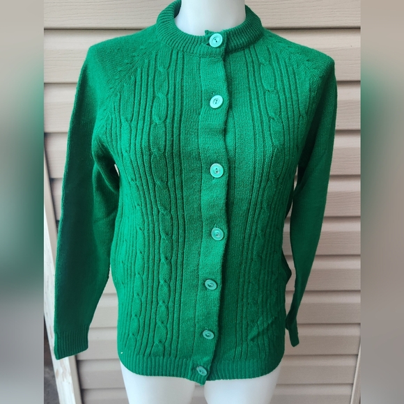 Women's Emerald Green Cable Cardigan Sweater - Picture 4 of 7